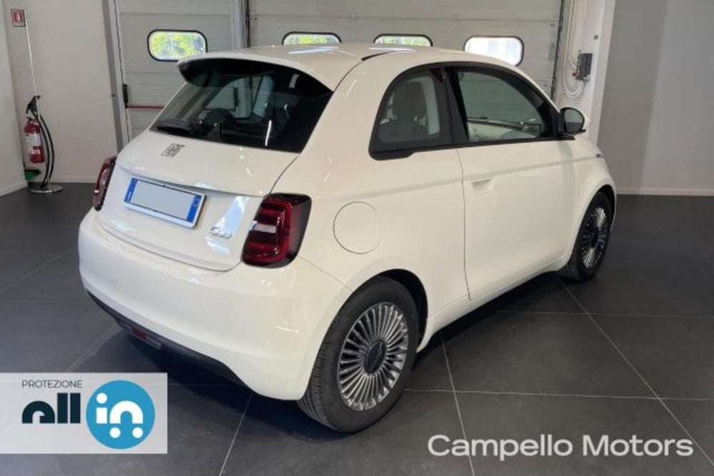 Fiat 500e usata a Venezia (6)