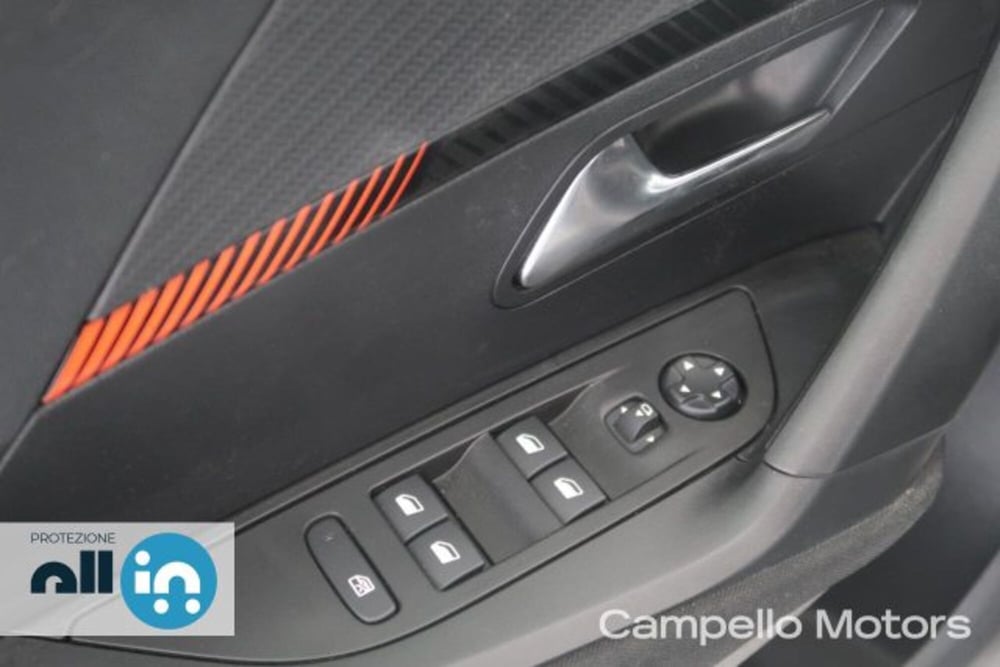 Peugeot 2008 usata a Venezia (16)