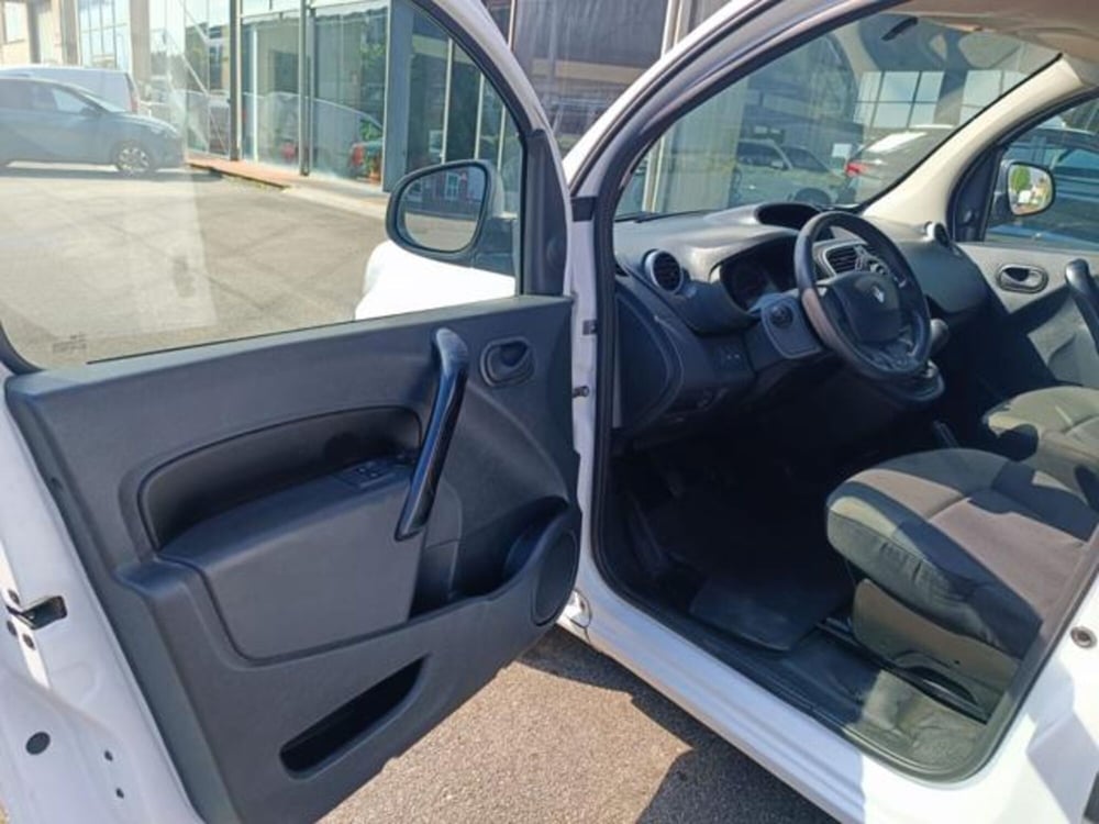 Renault Kangoo usata a Pisa (15)