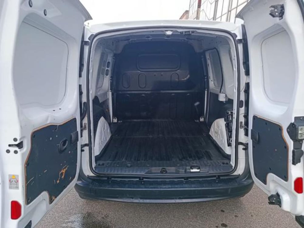 Renault Kangoo usata a Pisa (17)