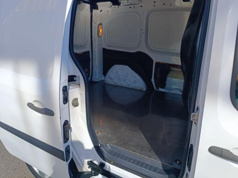 Renault Kangoo usata a Pisa (14)