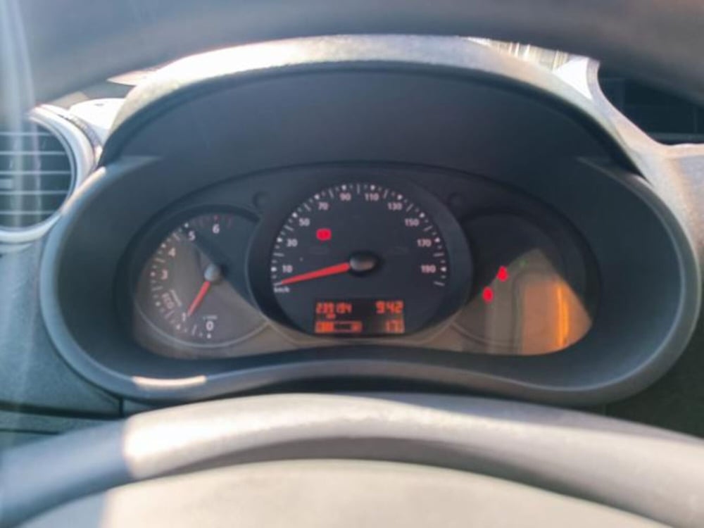 Renault Kangoo usata a Pisa (20)