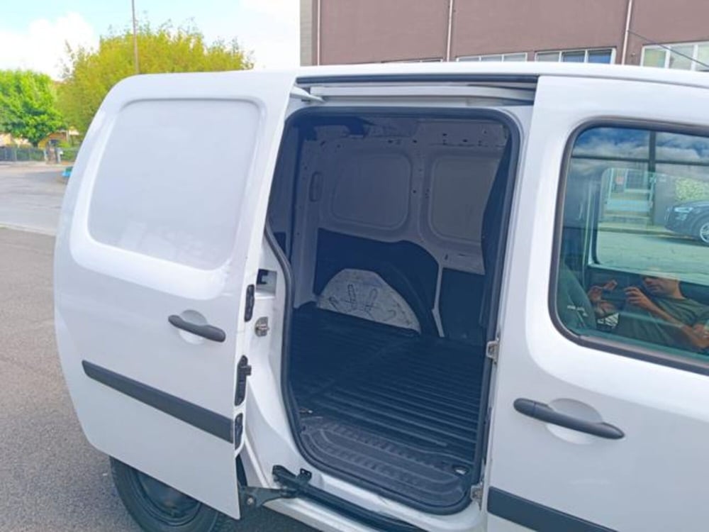 Renault Kangoo usata a Pisa (11)