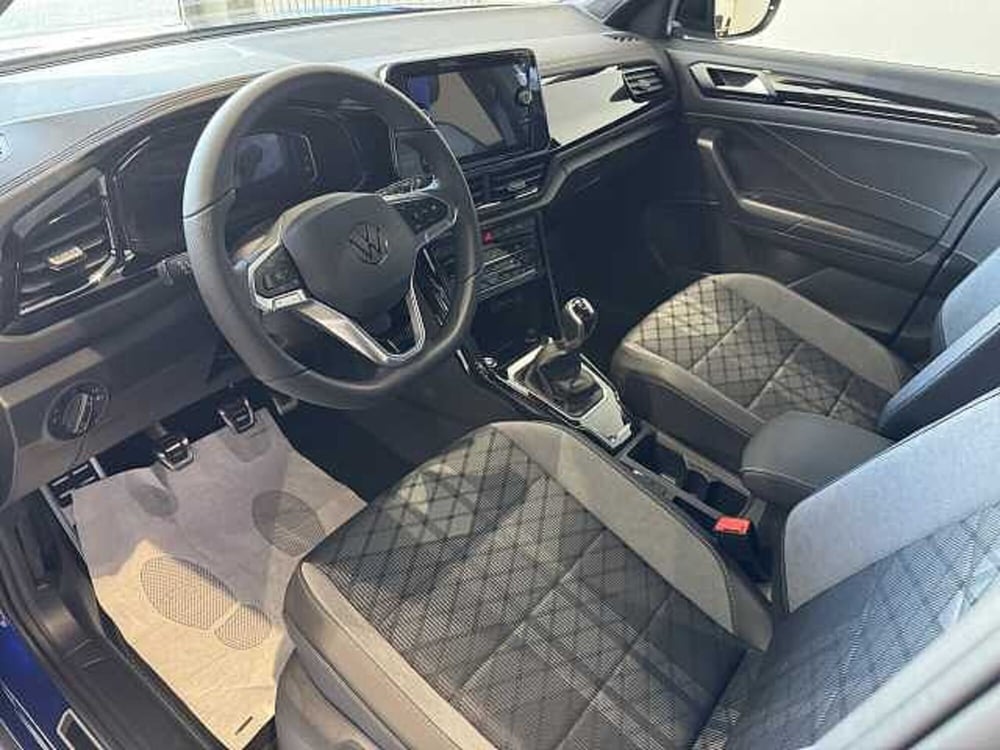 Volkswagen T-Roc nuova a Torino (5)