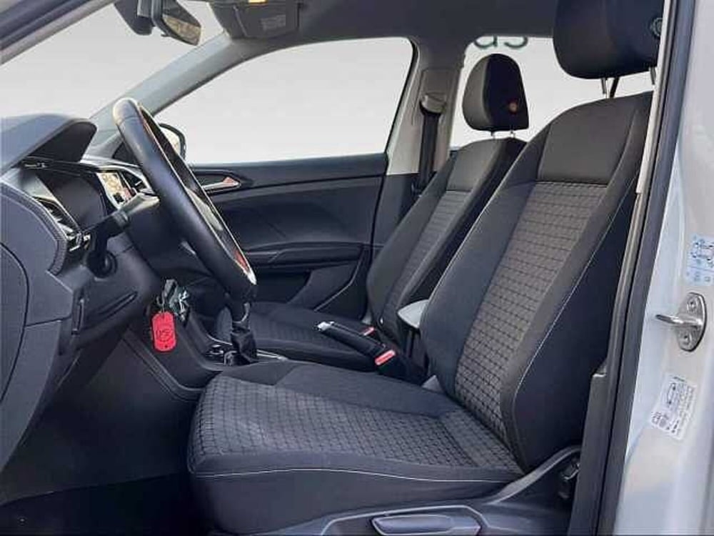 Volkswagen T-Cross usata a Siena (11)