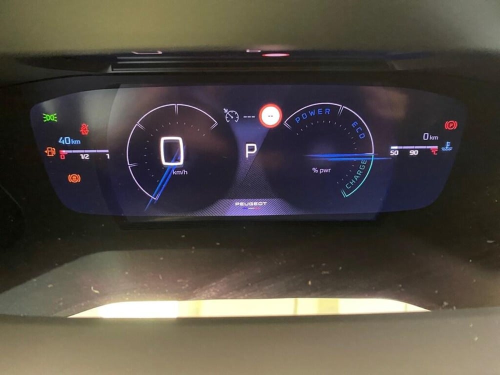 Peugeot 208 nuova a Torino (6)