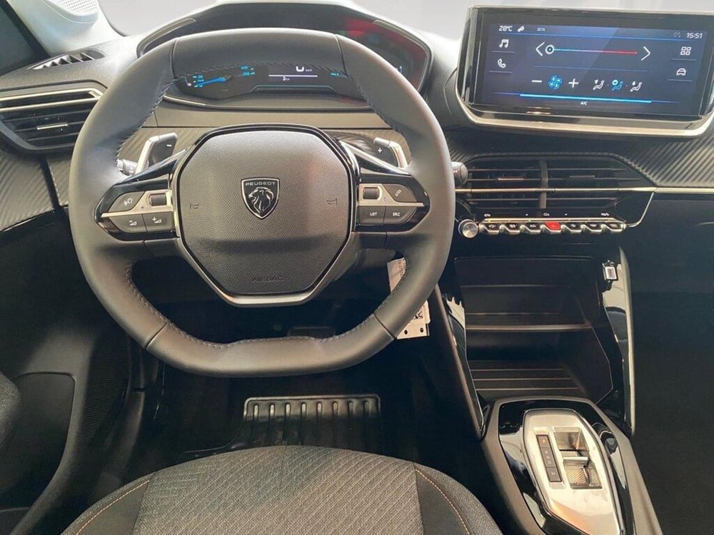 Peugeot 208 nuova a Torino (7)