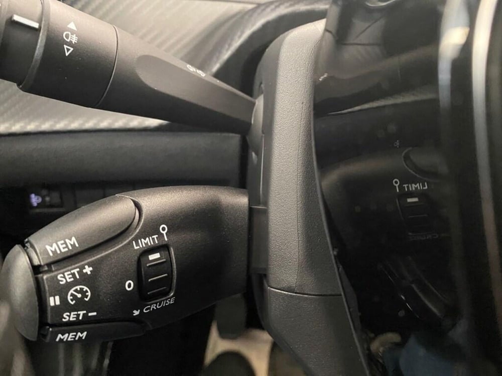 Peugeot 208 nuova a Torino (12)
