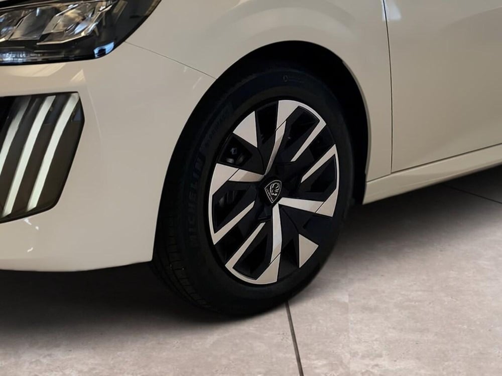 Peugeot 208 nuova a Torino (15)