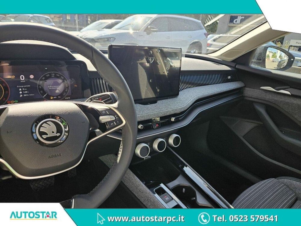 Skoda Superb nuova a Piacenza (12)