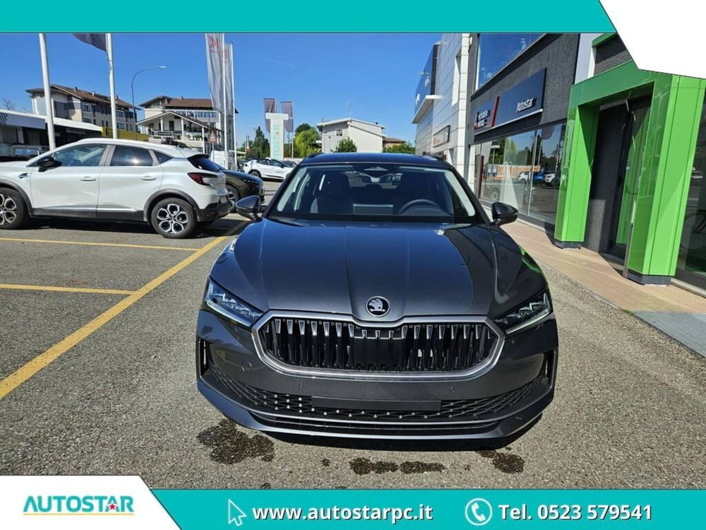 Skoda Superb nuova a Piacenza (2)