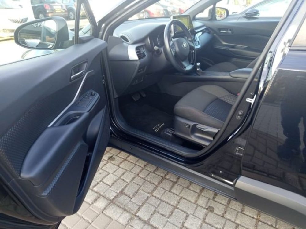 Toyota Toyota C-HR usata a Frosinone (10)