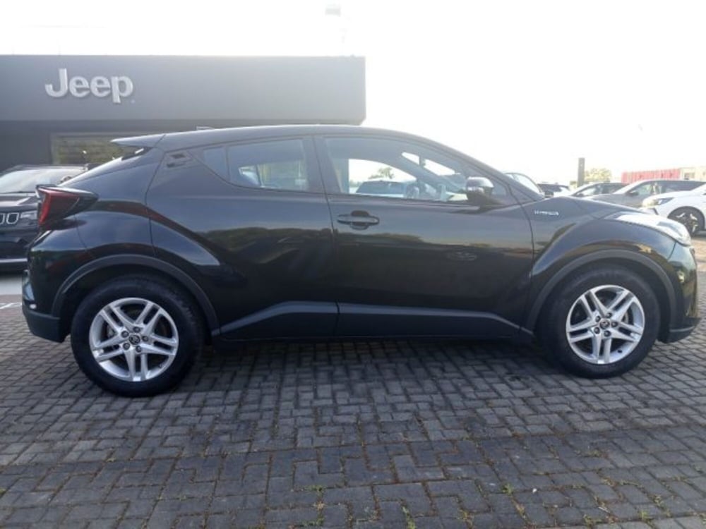 Toyota Toyota C-HR usata a Frosinone (8)