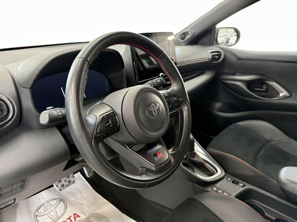 Toyota Yaris Cross usata a Monza e Brianza (11)