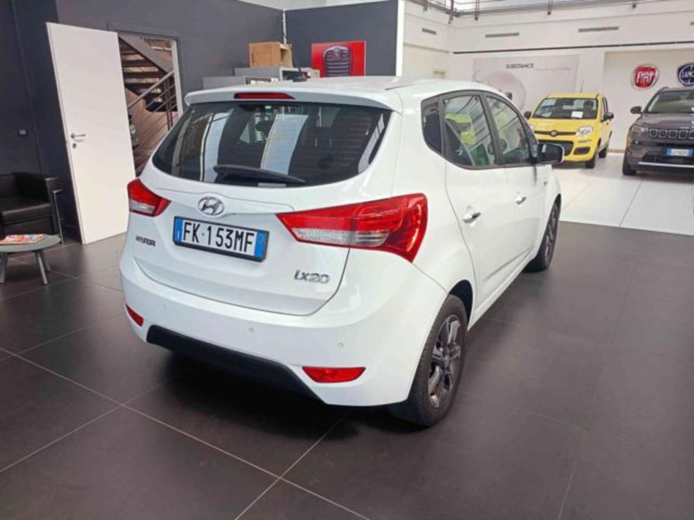 Hyundai ix20 usata a Vercelli (7)
