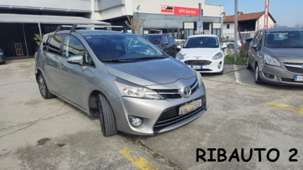Toyota Verso usata a Cuneo (11)