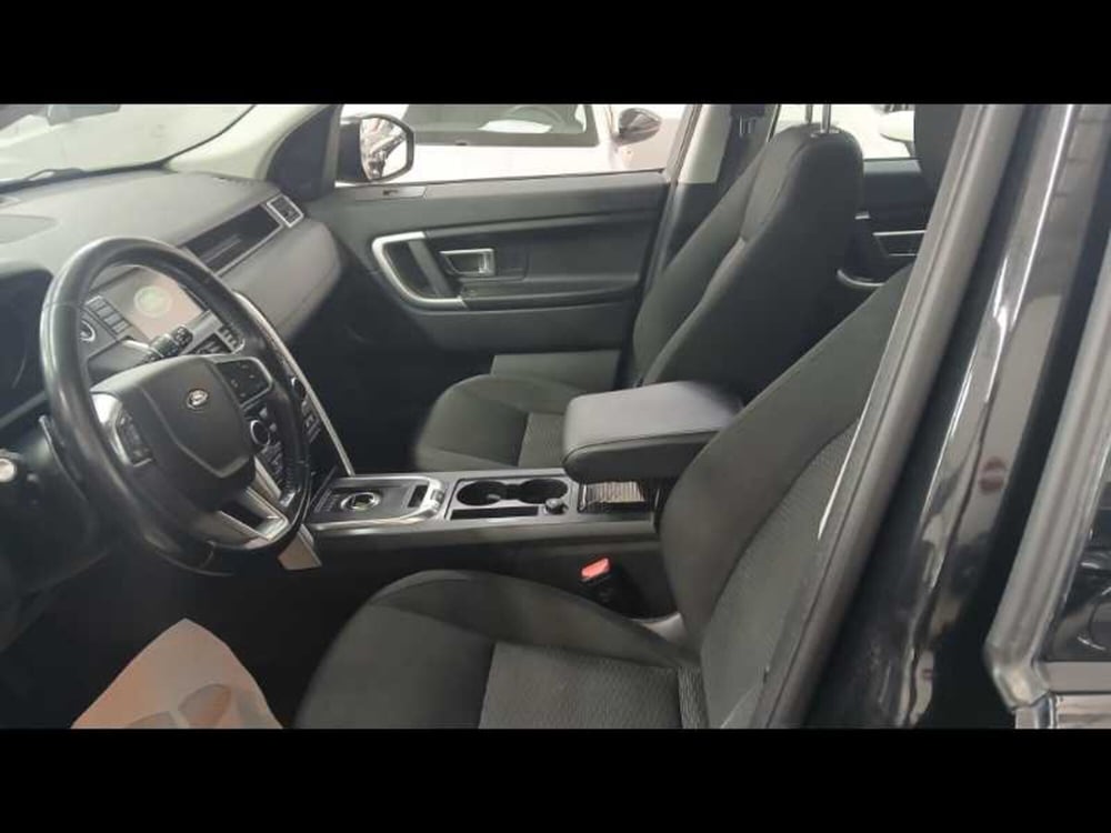 Land Rover Discovery Sport usata a Brindisi (12)
