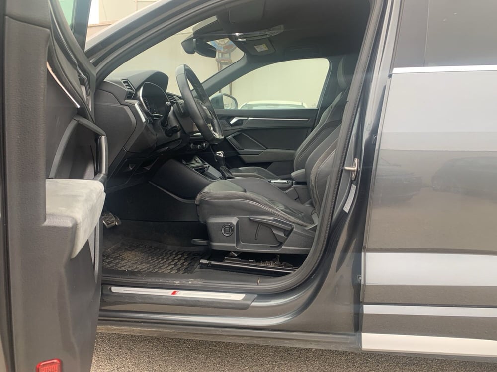 Audi Q3 Sportback usata a Lecce (14)