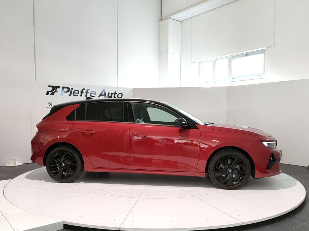 Opel Astra nuova a L'Aquila (5)