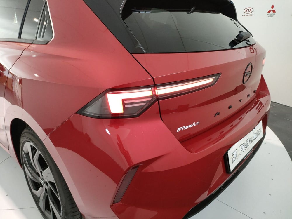 Opel Astra nuova a L'Aquila (8)