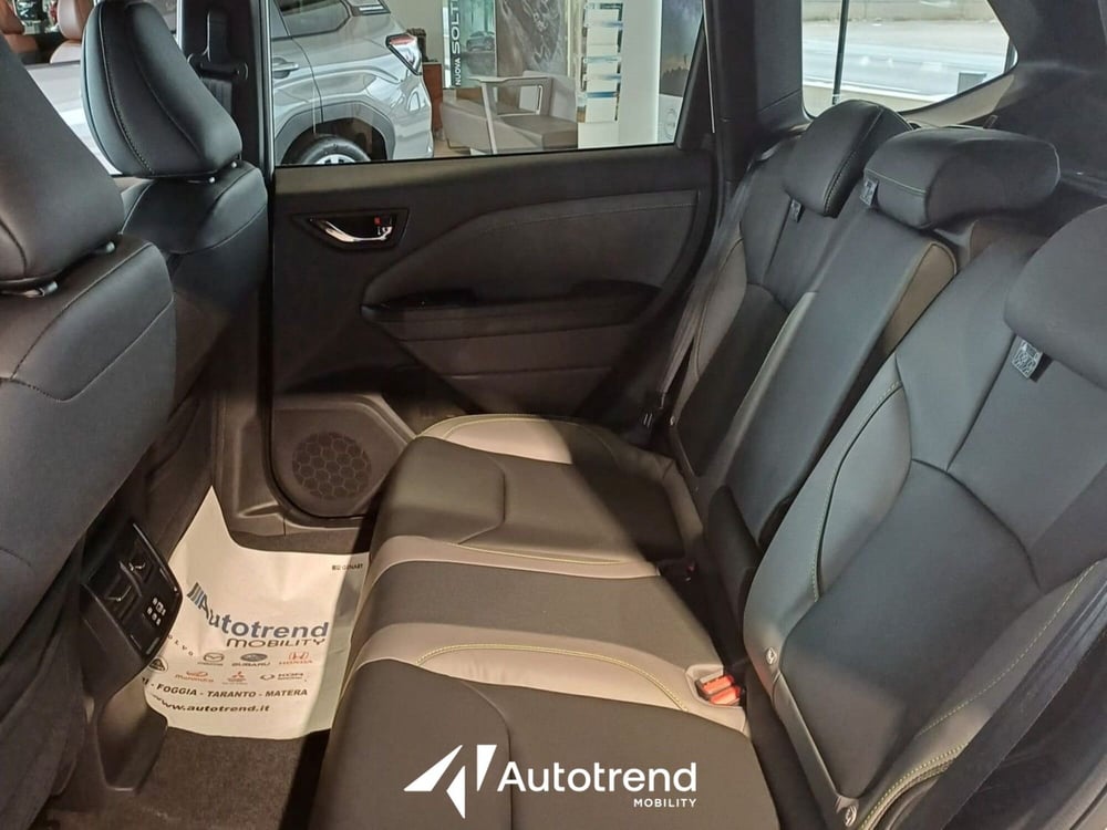 Subaru Forester nuova a Bari (10)