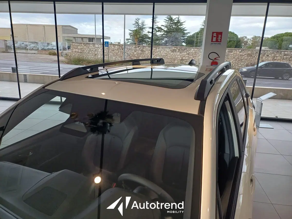 Subaru Forester nuova a Bari (7)