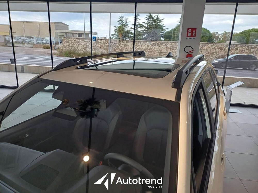Subaru Forester nuova a Bari (7)