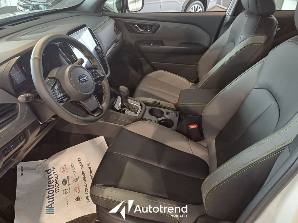 Subaru Forester nuova a Bari (8)