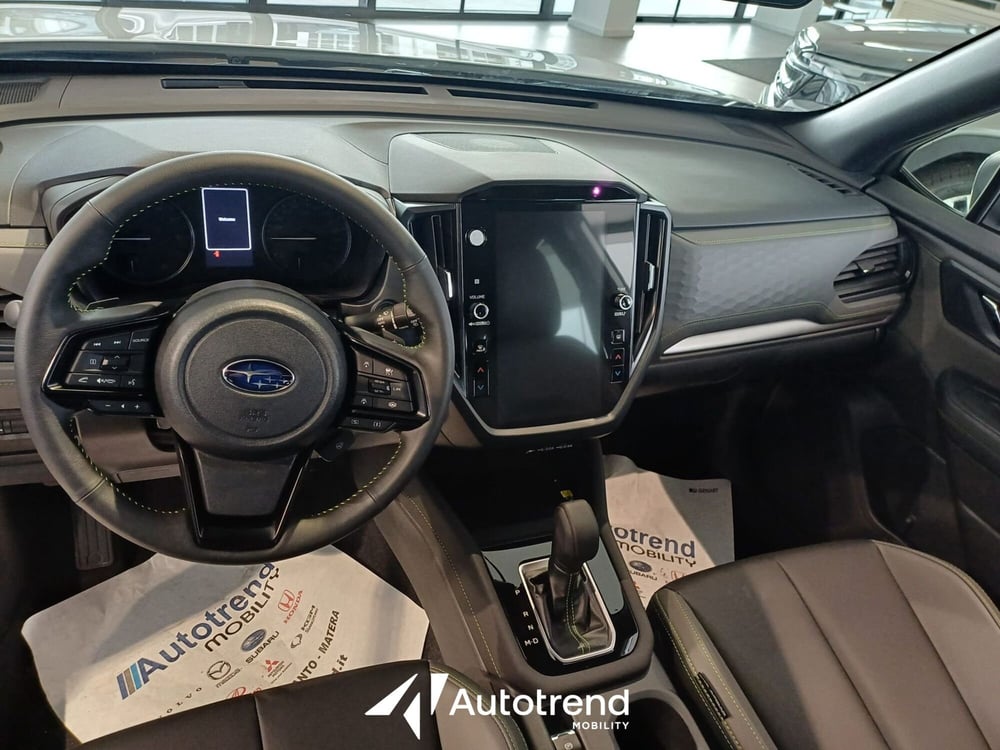 Subaru Forester nuova a Bari (9)