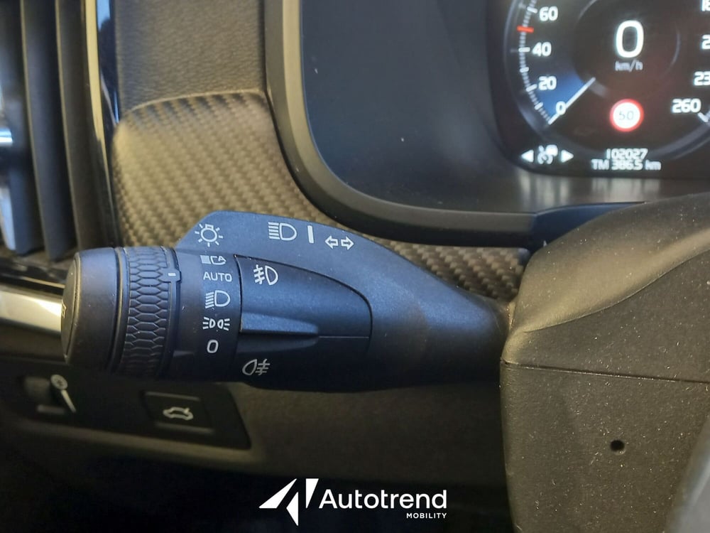 Volvo V90 usata a Bari (11)