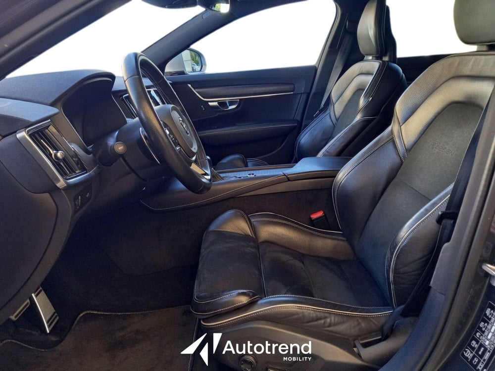 Volvo V90 usata a Bari (7)