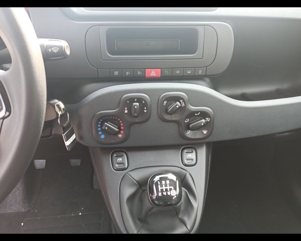 Fiat Panda Cross nuova a Treviso (12)