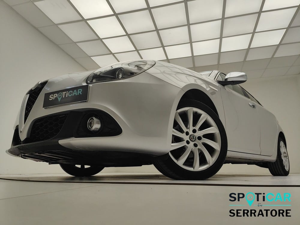 Alfa Romeo Giulietta usata a Como (3)