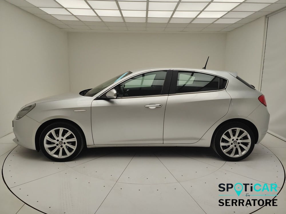 Alfa Romeo Giulietta usata a Como (4)