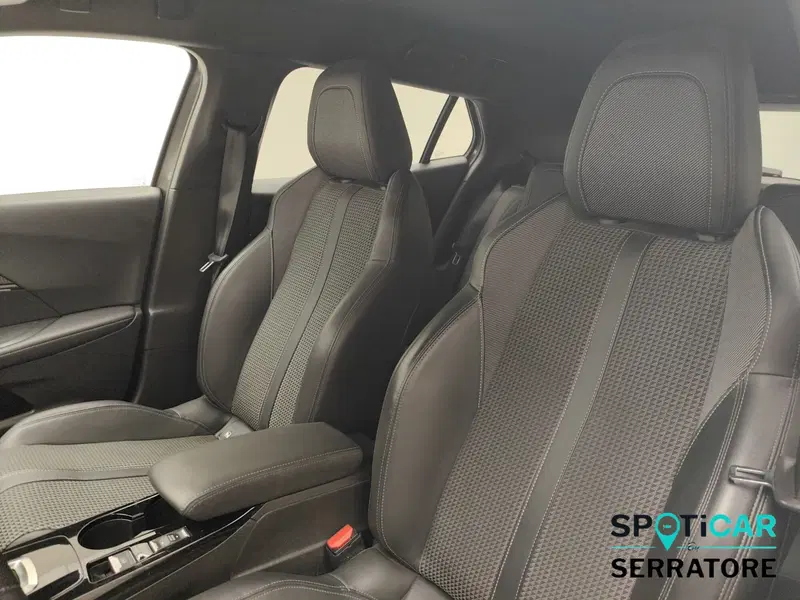 Peugeot 2008 usata a Como (13)