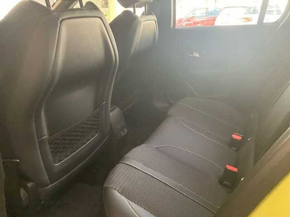 Peugeot 208 nuova a Messina (13)