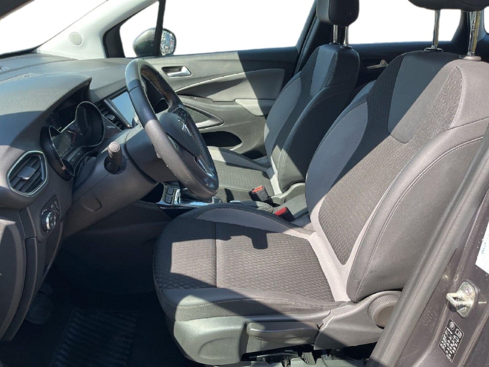 Opel Crossland X usata a Torino (10)