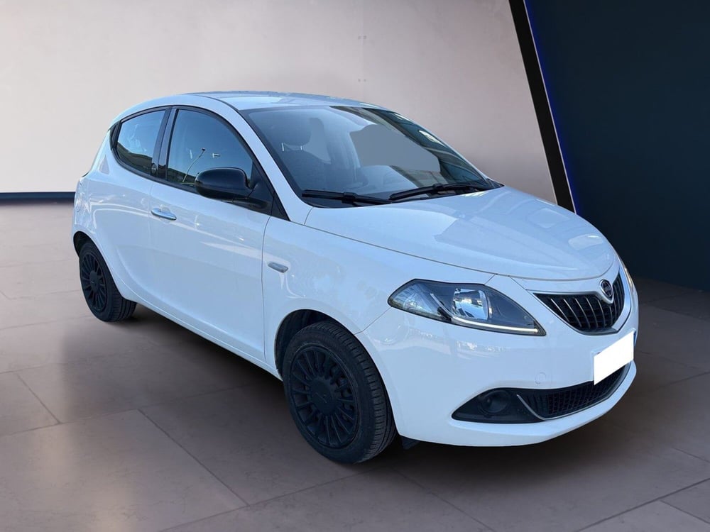 Lancia Ypsilon usata a Torino (3)