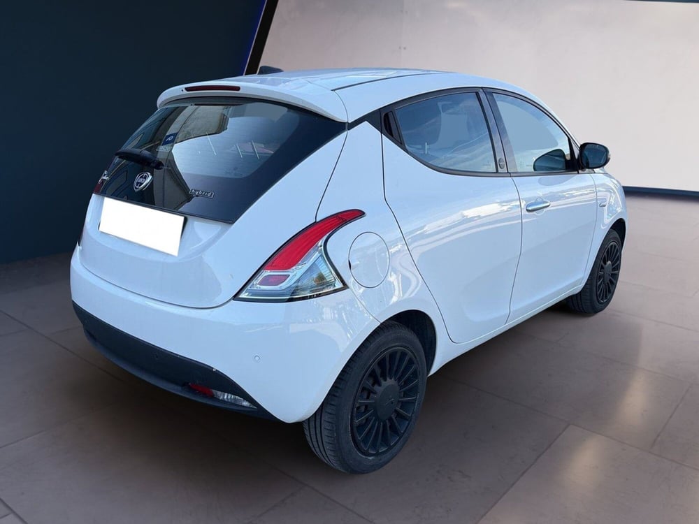 Lancia Ypsilon usata a Torino (4)