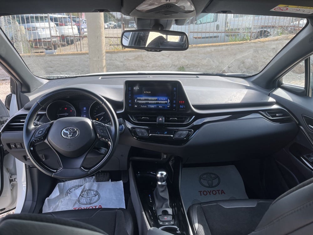 Toyota Toyota C-HR usata a Catania (10)