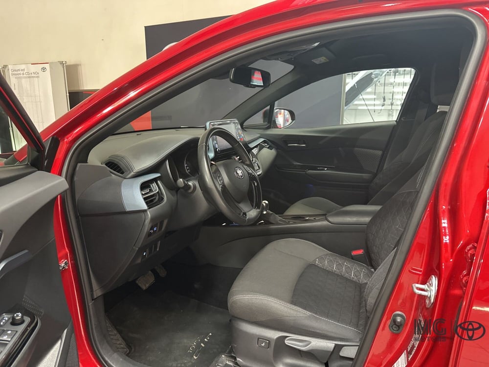 Toyota Toyota C-HR usata a Viterbo (15)
