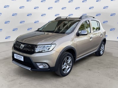 Dacia Sandero Stepway 1.0 TCe 100 CV ECO-G Comfort del 2020 usata a Serravalle Pistoiese