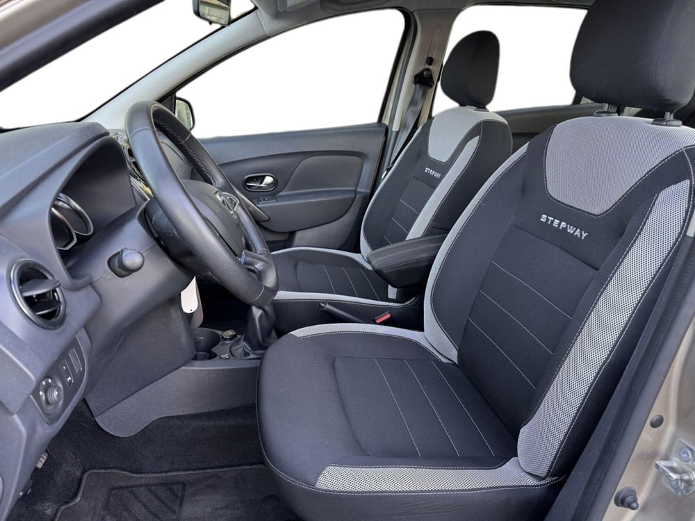 Dacia Sandero usata a Pistoia (10)