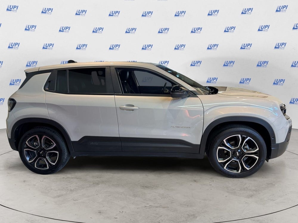 Jeep Avenger usata a Pistoia (8)