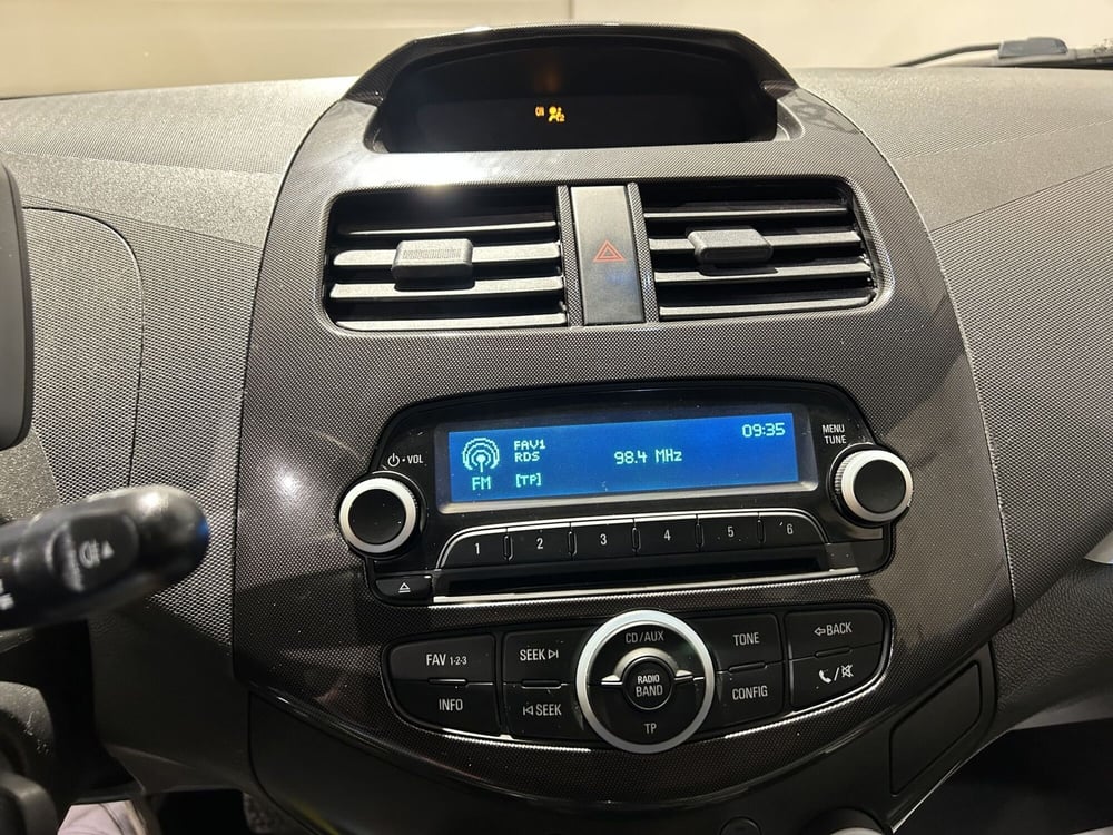 Chevrolet Spark usata a Milano (11)