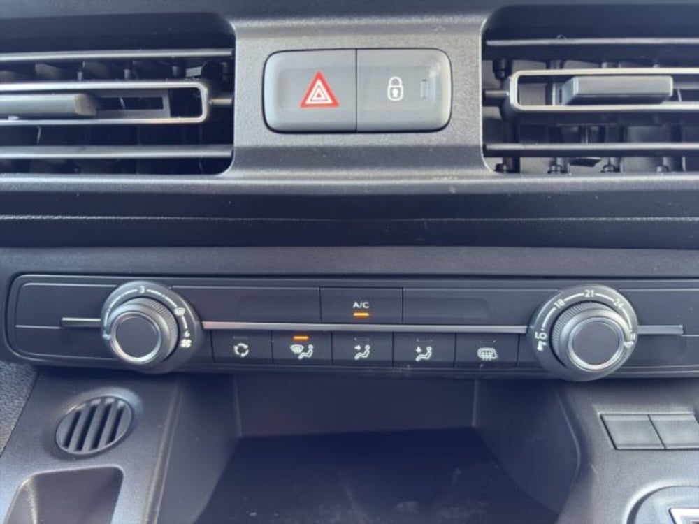 Citroen Berlingo nuova a Perugia (15)