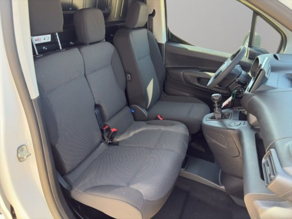 Citroen Berlingo nuova a Perugia (19)