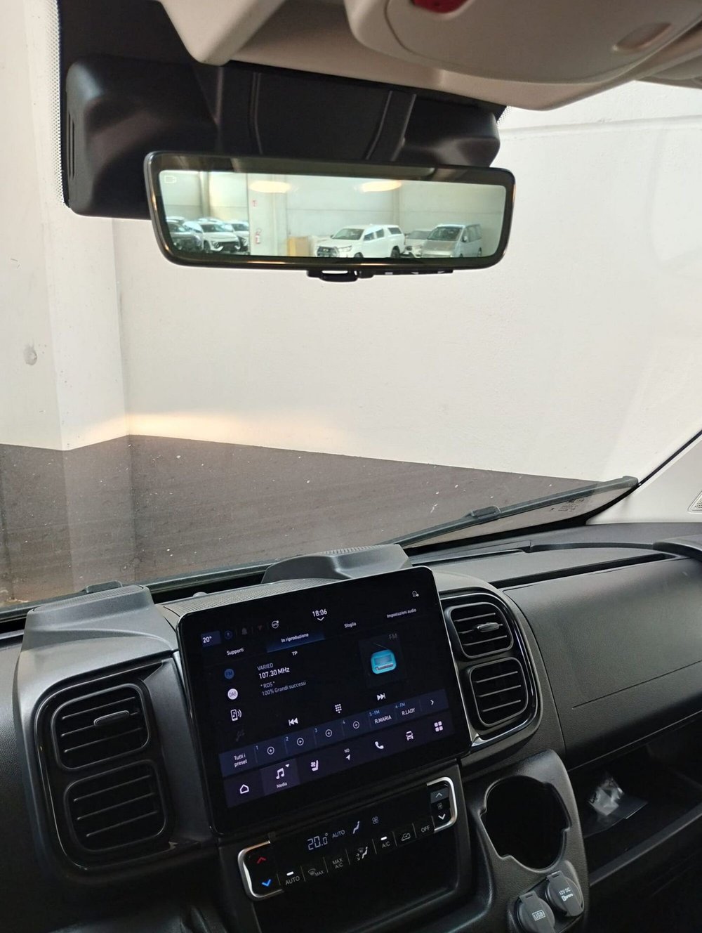 Toyota Proace Max Furgone nuova a Cremona (11)
