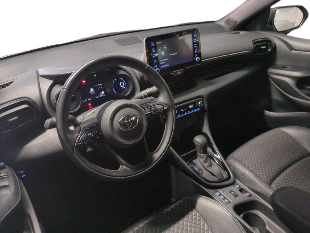 Toyota Yaris usata a Milano (12)