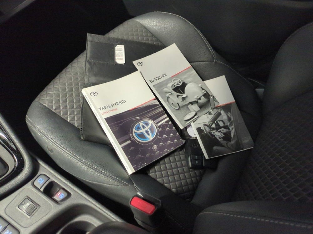 Toyota Yaris usata a Milano (19)